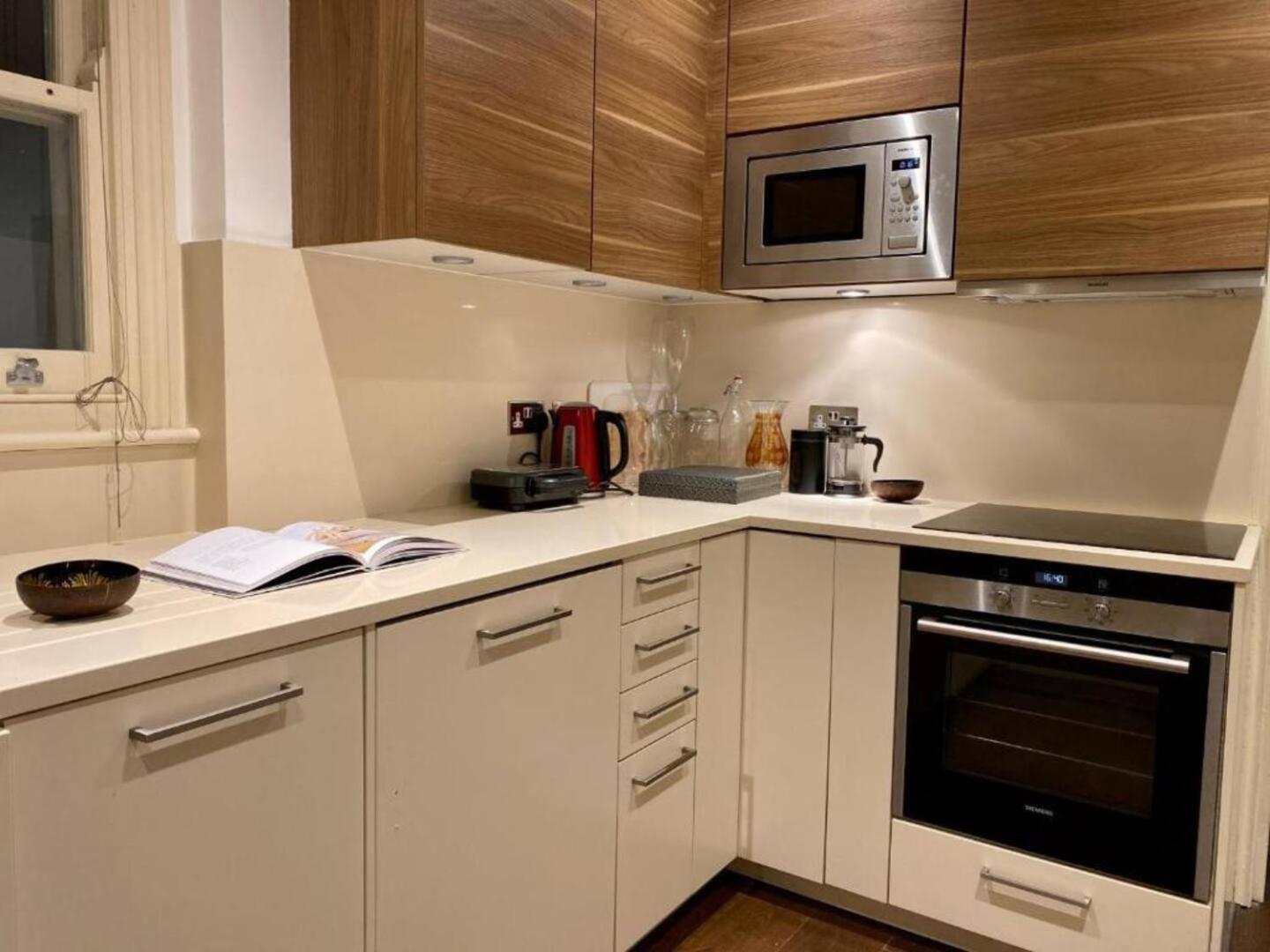 Niru Experience Hidden Gem In Chelsea 2Bd 2Ba Apartment Лондон Екстериор снимка