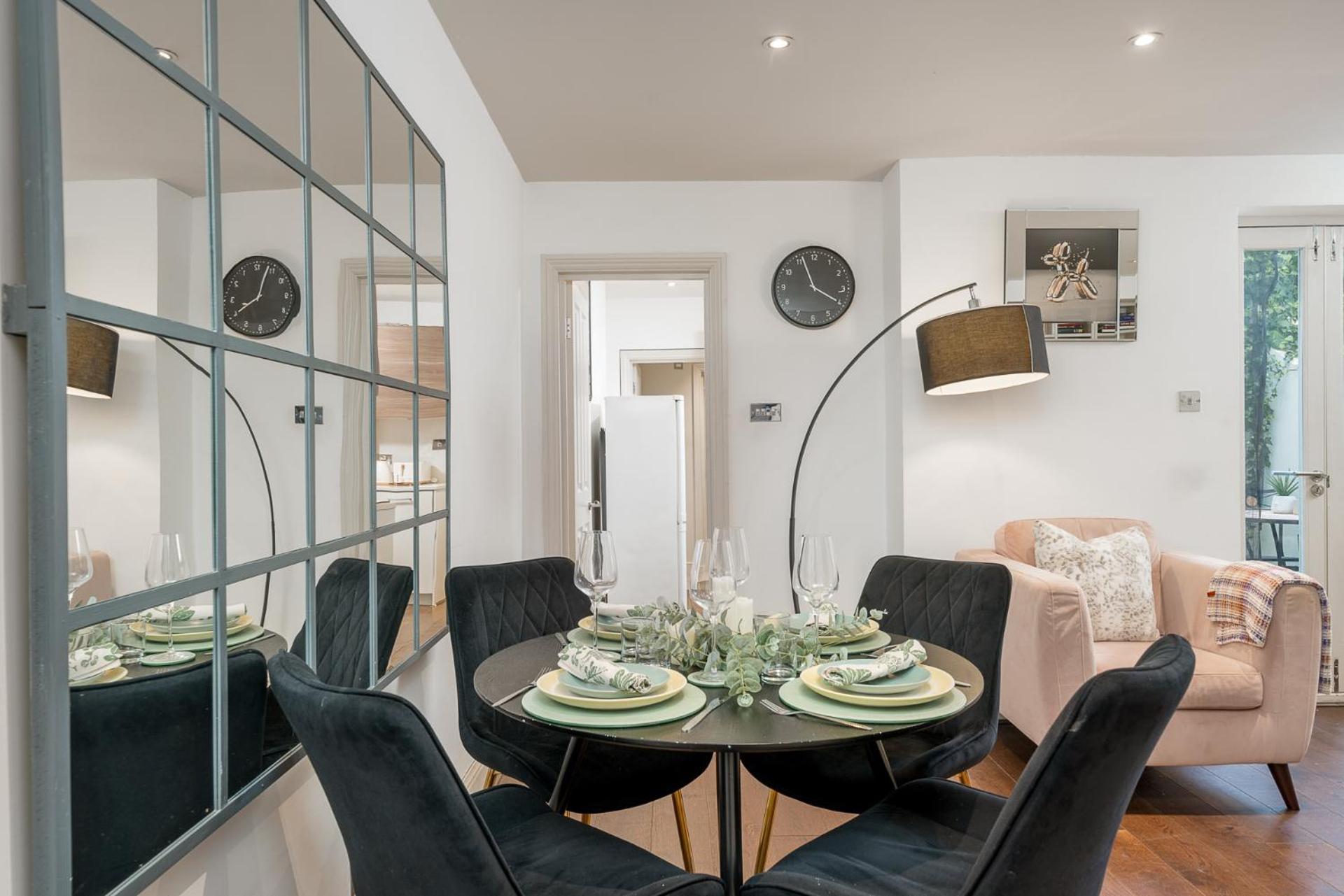 Niru Experience Hidden Gem In Chelsea 2Bd 2Ba Apartment Лондон Екстериор снимка