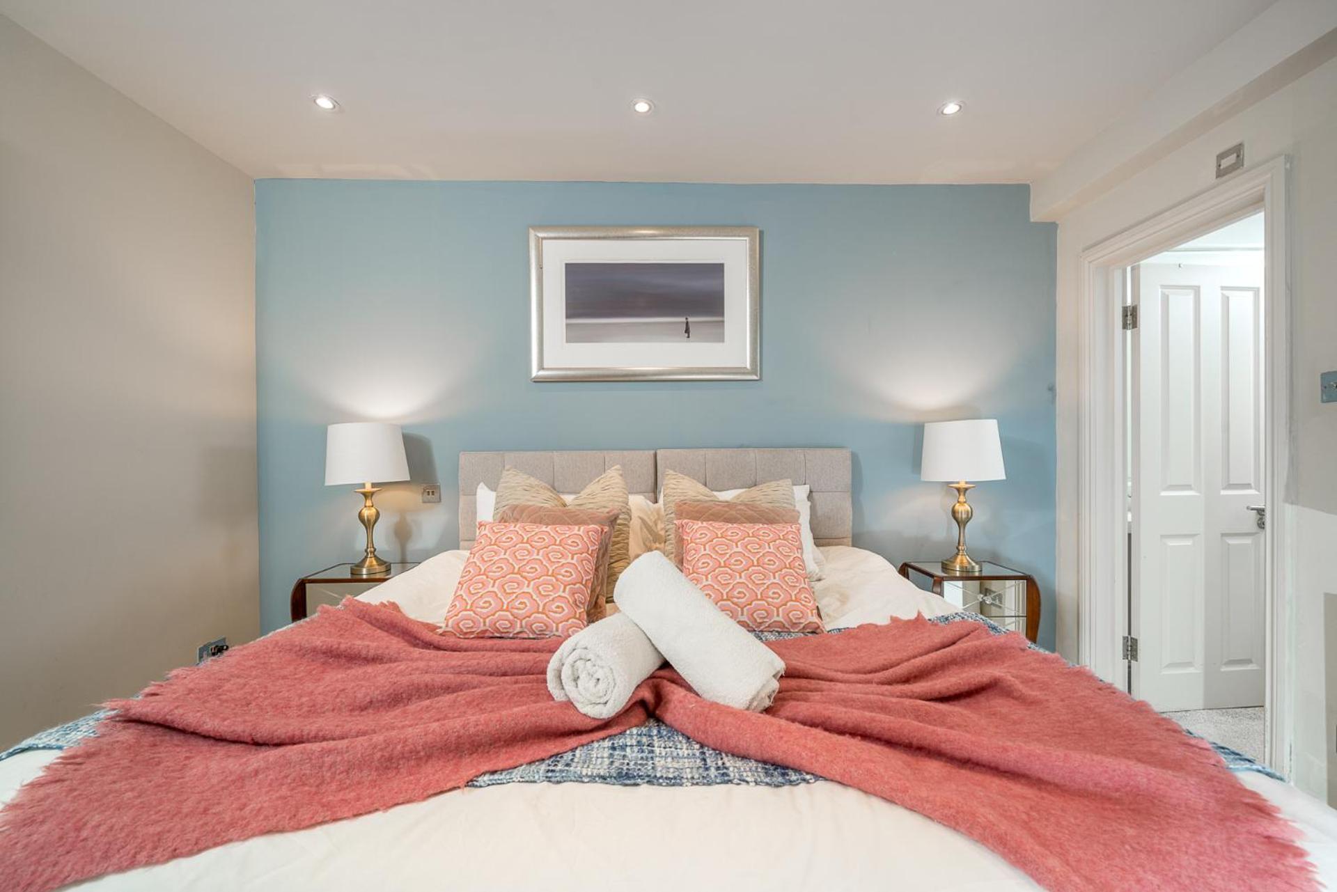Niru Experience Hidden Gem In Chelsea 2Bd 2Ba Apartment Лондон Екстериор снимка