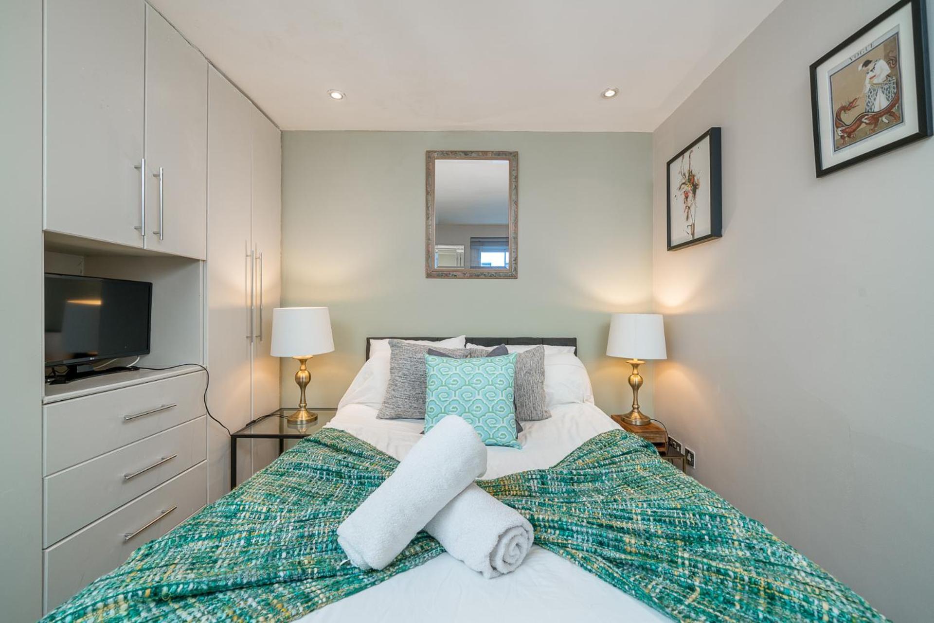 Niru Experience Hidden Gem In Chelsea 2Bd 2Ba Apartment Лондон Екстериор снимка