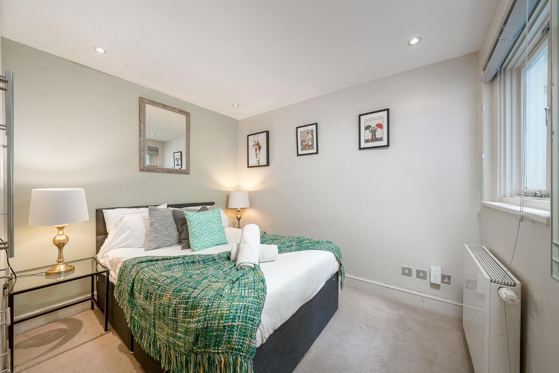 Niru Experience Hidden Gem In Chelsea 2Bd 2Ba Apartment Лондон Екстериор снимка